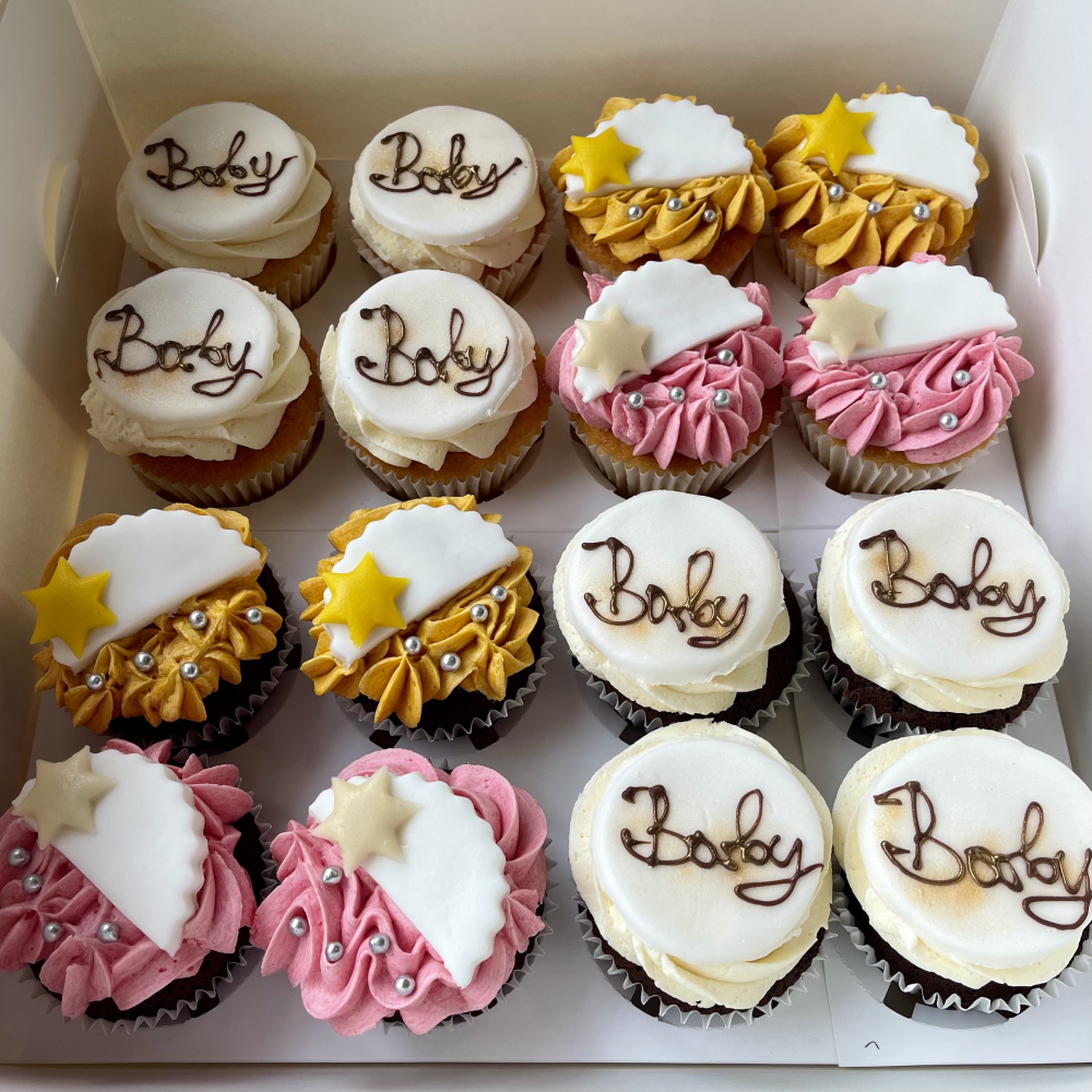 ChristeningVanillaChocolateCupcakes