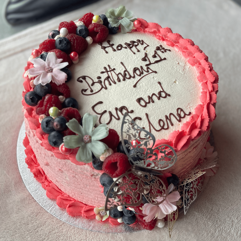 FreshCreamFruitCake2