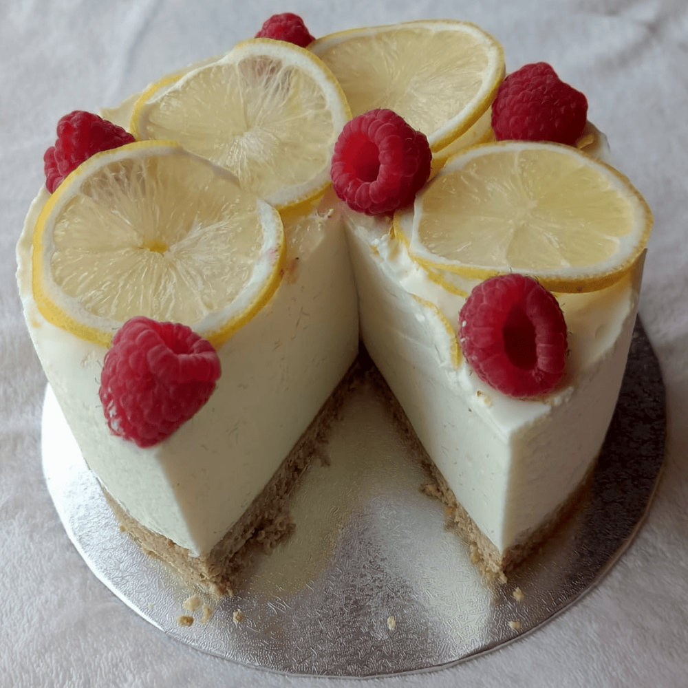 LemonCheesecakeSliced